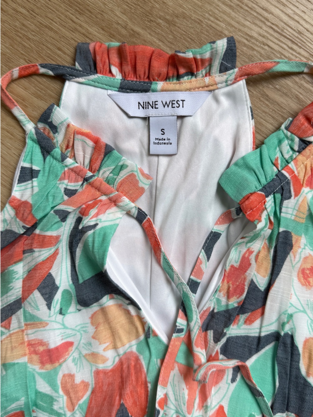 Nine West Sleeveless Maxi Dress White with Mint, Coral & Navy Tropical Print - Picture 7 of 7